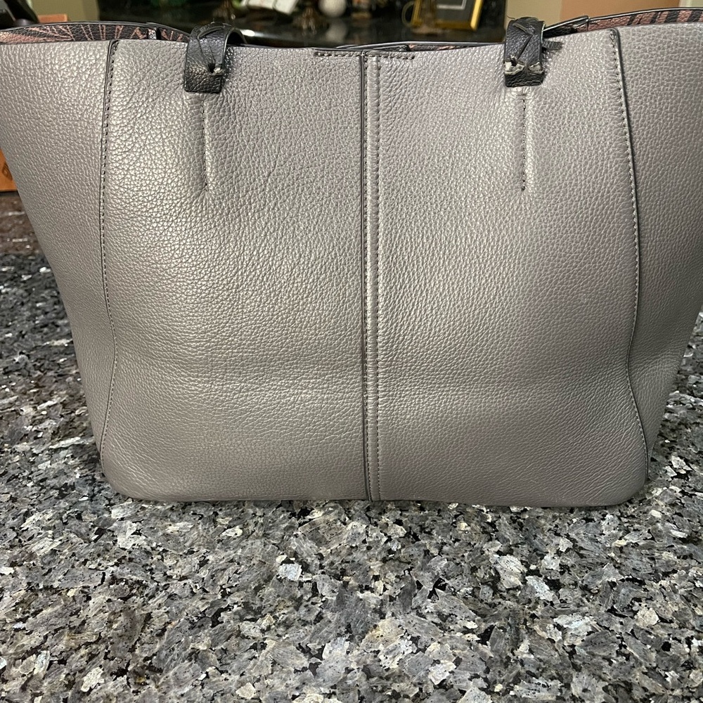 Tommy Bahama Dark Gray Pebbled Leather Tote w/ Black Braided Straps 11x14 - Picture 5 of 15